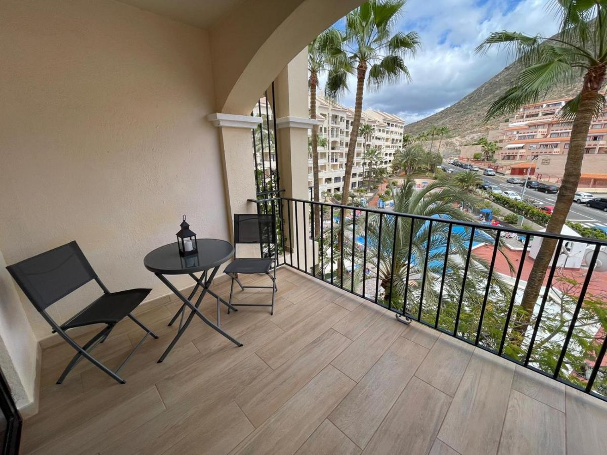 Castle Harbour Los Cristianos Beautiful Studio With Pool View Buitenkant foto